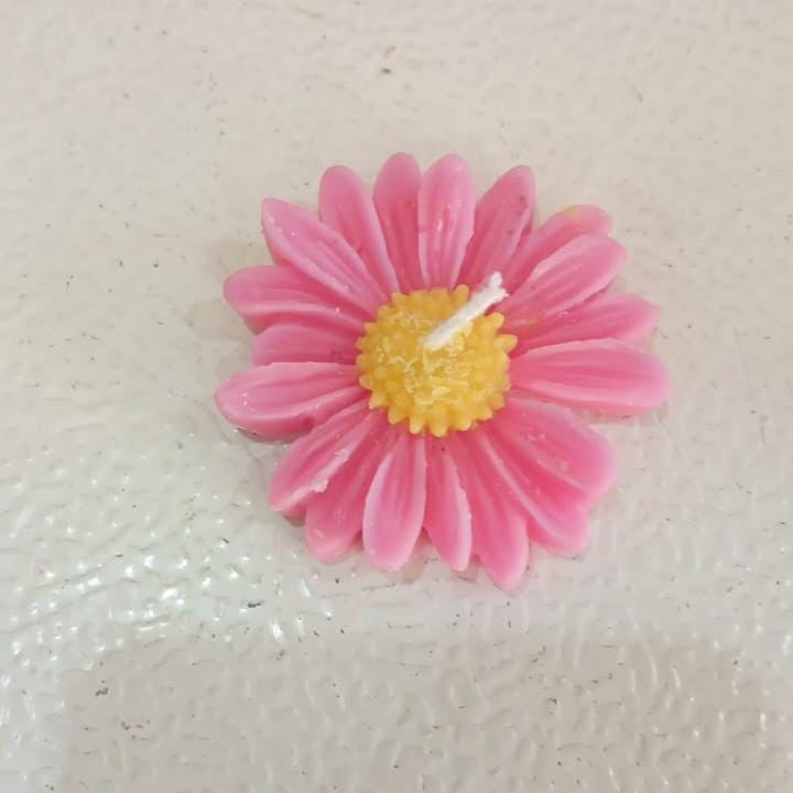 daisy flower candlee