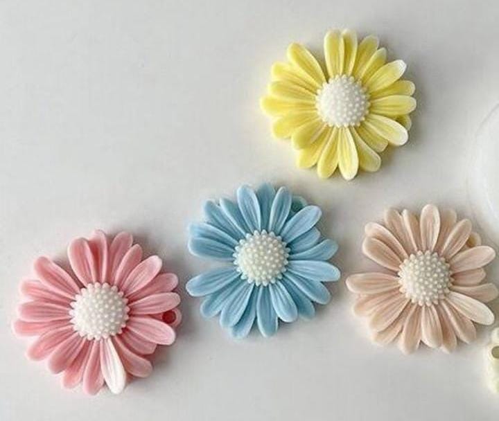 daisy flower candlee